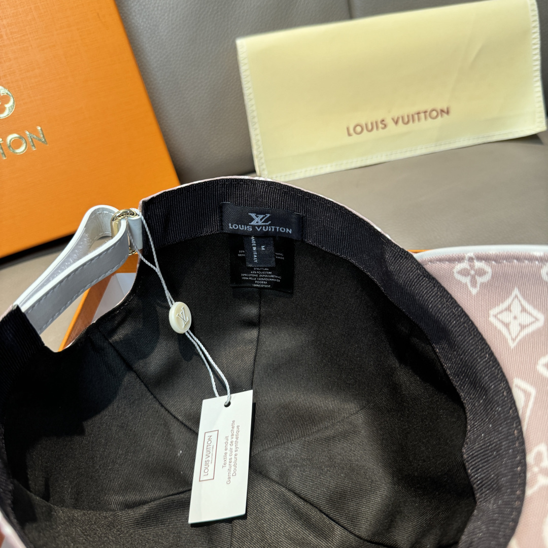 配盒子布袋，LV(路易威登)新款原单棒球帽， 专柜1:1开模订制，原版帆布料+头层牛皮，轻盈透气！质量超