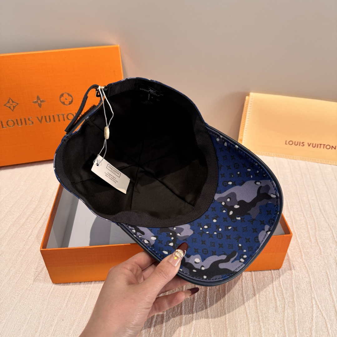 Louis Vuitton 配盒子布袋 LV(路易威登)新款 棒球帽 lv迷彩印花 1:1开模订制 牛仔布料