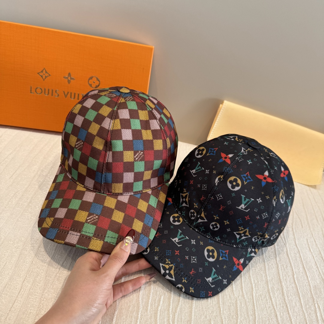 Louis Vuitton 配盒子布袋 LV(路易威登)新款 棒球帽 十三彩印花 1:1开模订制 牛仔布料