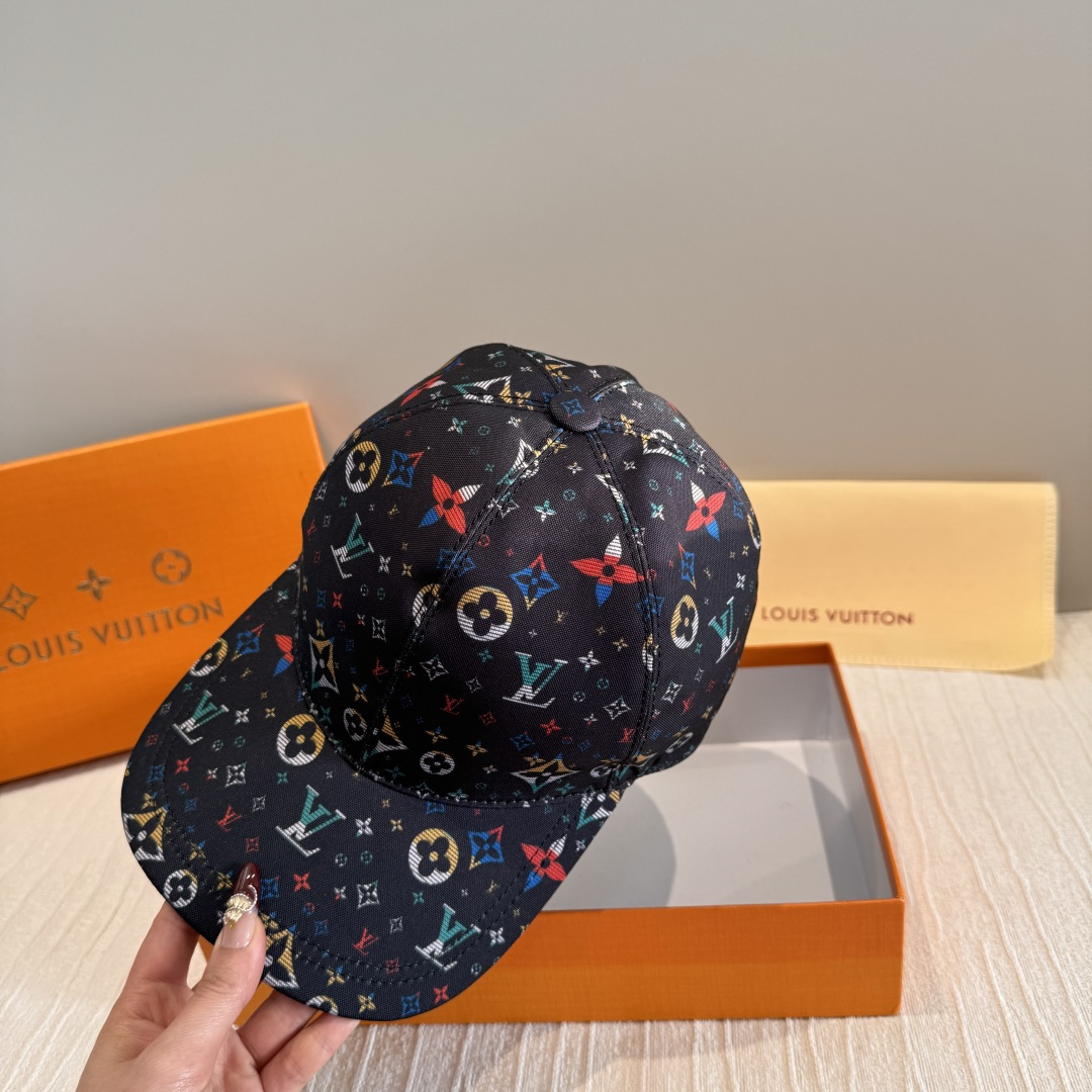 Louis Vuitton 配盒子布袋 LV(路易威登)新款 棒球帽 十三彩印花 1:1开模订制 牛仔布料