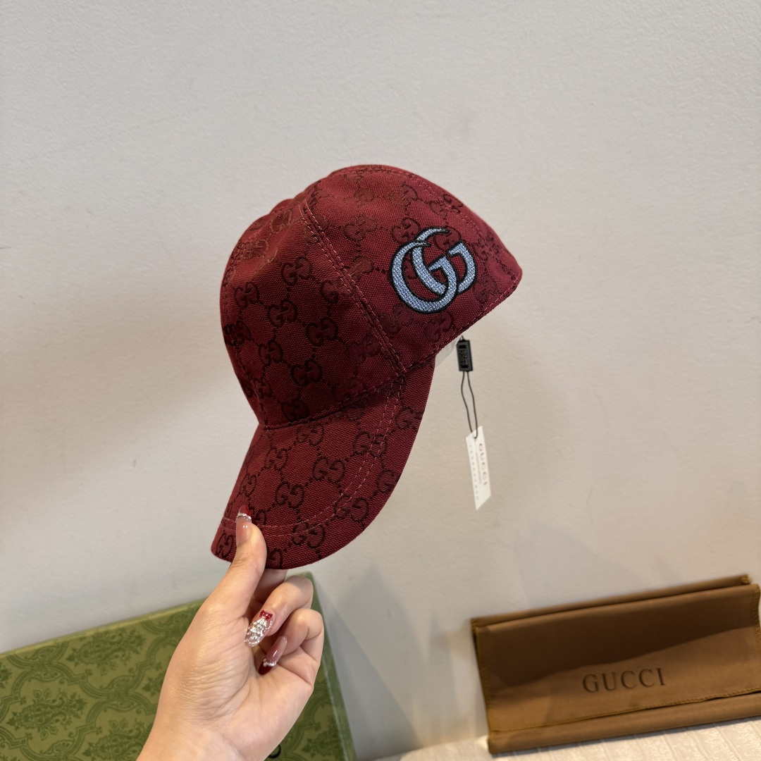 配盒子布袋，Gucci(古奇)新款原单棒球帽，侧面大双G刺绣，1:1开模订制，重工刺绣，细节可媲美专柜，