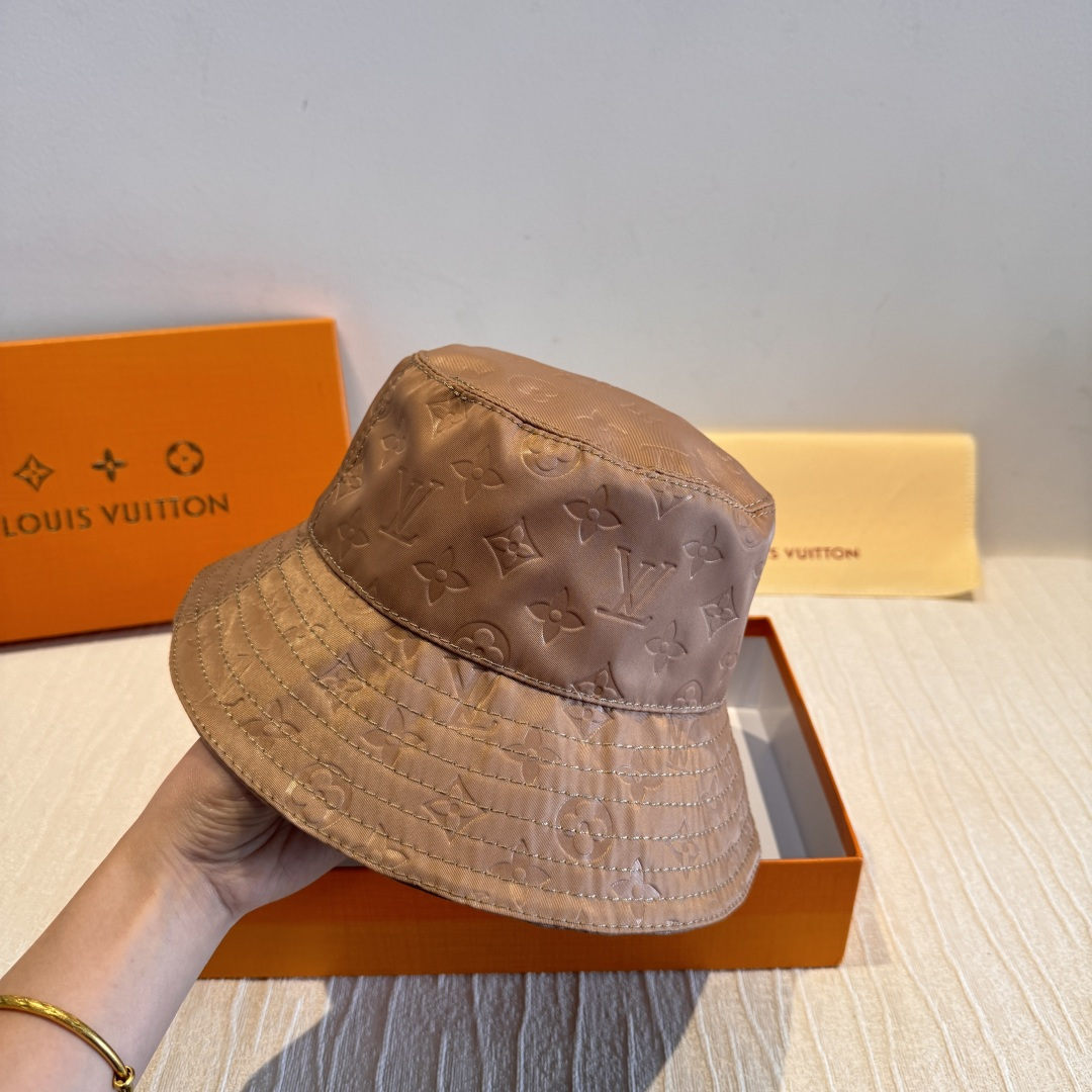 配包装布袋，Lv经典款原单渔夫帽，顶级版本，专柜1:1开模订制，原版缎面提花布料+纯棉里衬，轻盈透气！质