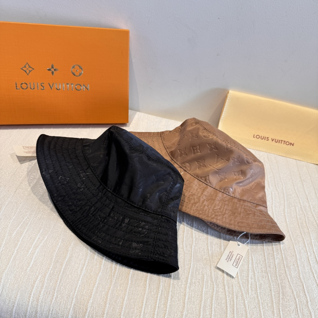 配包装布袋，Lv经典款原单渔夫帽，顶级版本，专柜1:1开模订制，原版缎面提花布料+纯棉里衬，轻盈透气！质