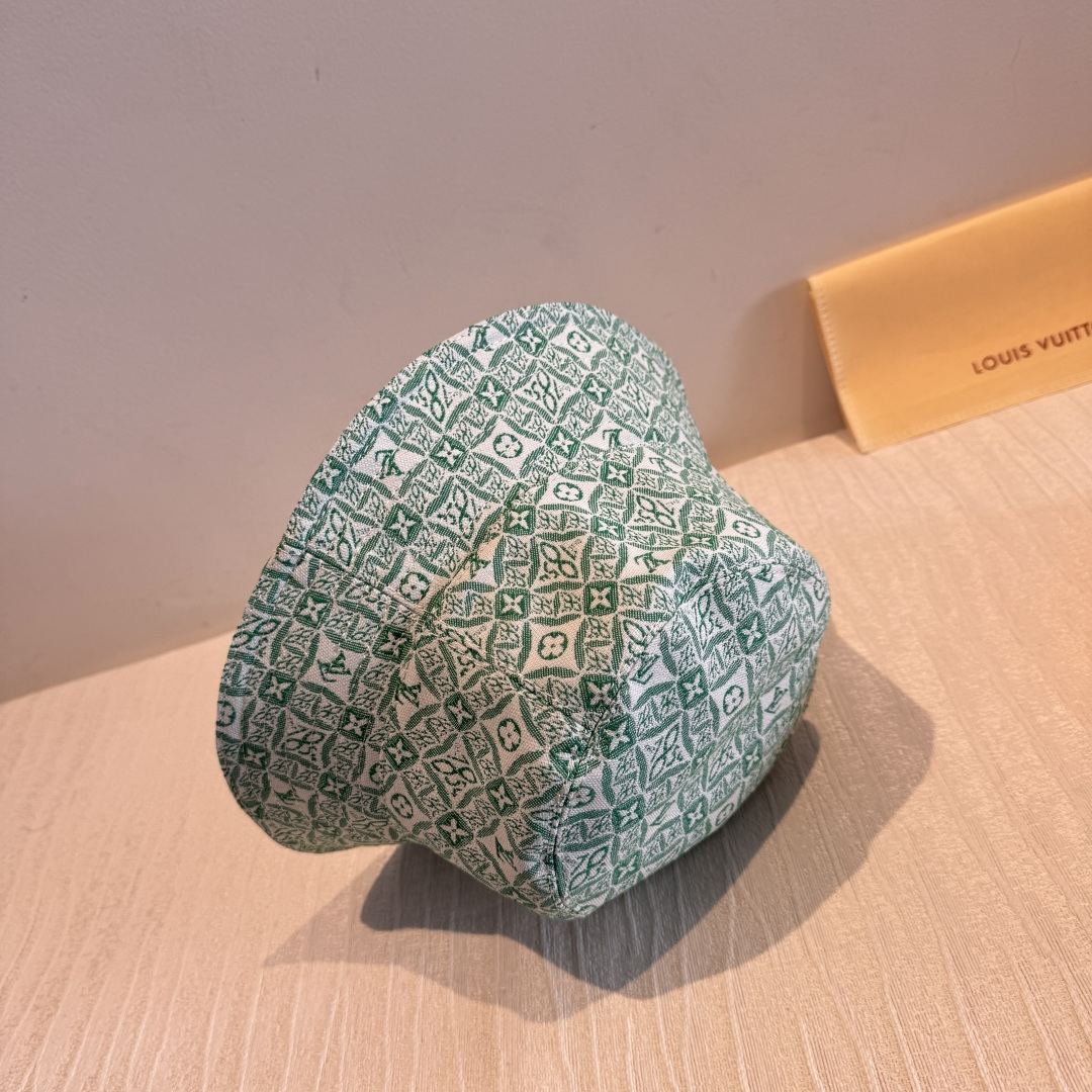 配包装布袋，Lv经典款原单渔夫帽，顶级版本，专柜1:1开模订制，原版牛仔提花布料+纯棉里衬，轻盈透气！质