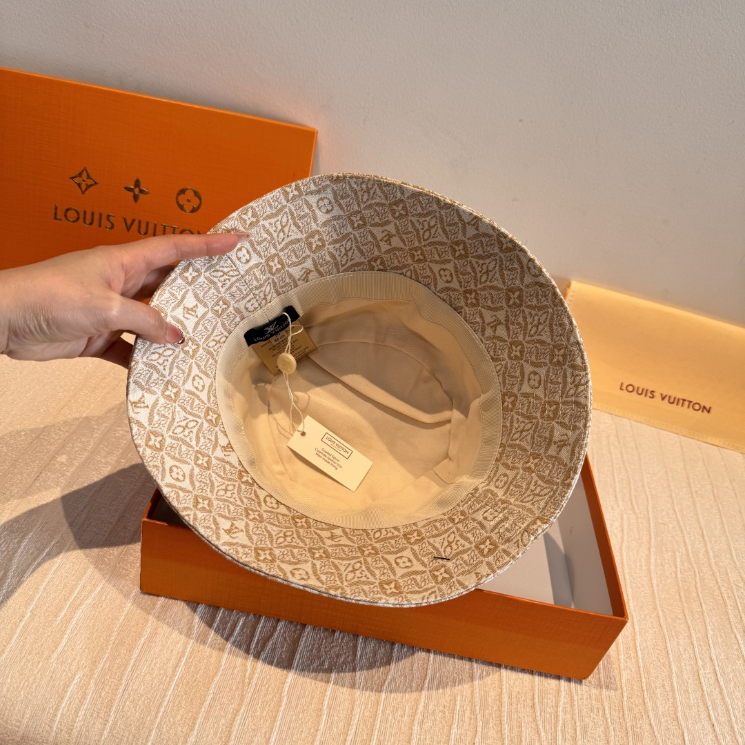配包装布袋，Lv经典款原单渔夫帽，顶级版本，专柜1:1开模订制，原版牛仔提花布料+纯棉里衬，轻盈透气！质