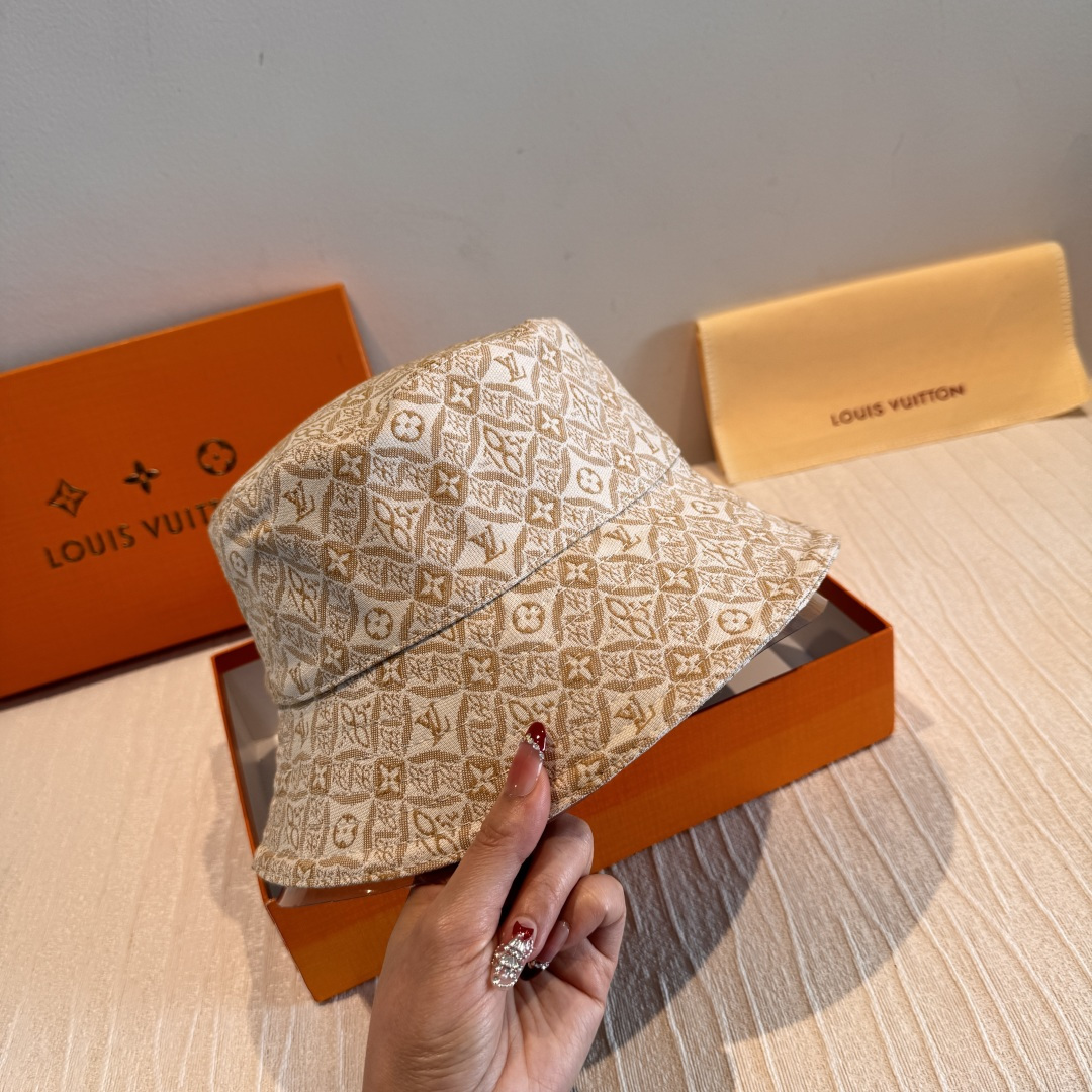 配包装布袋，Lv经典款原单渔夫帽，顶级版本，专柜1:1开模订制，原版牛仔提花布料+纯棉里衬，轻盈透气！质