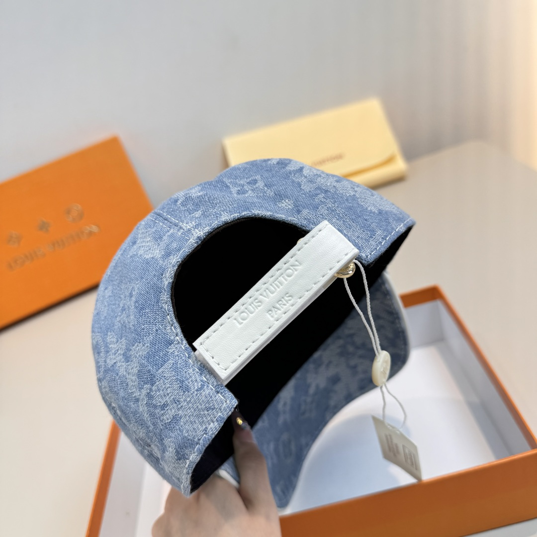 配盒子布袋，LV路易威登新款原单棒球帽，LV牛仔提花，专柜1:1开模订制，原版帆布面料+头层牛皮，轻盈透