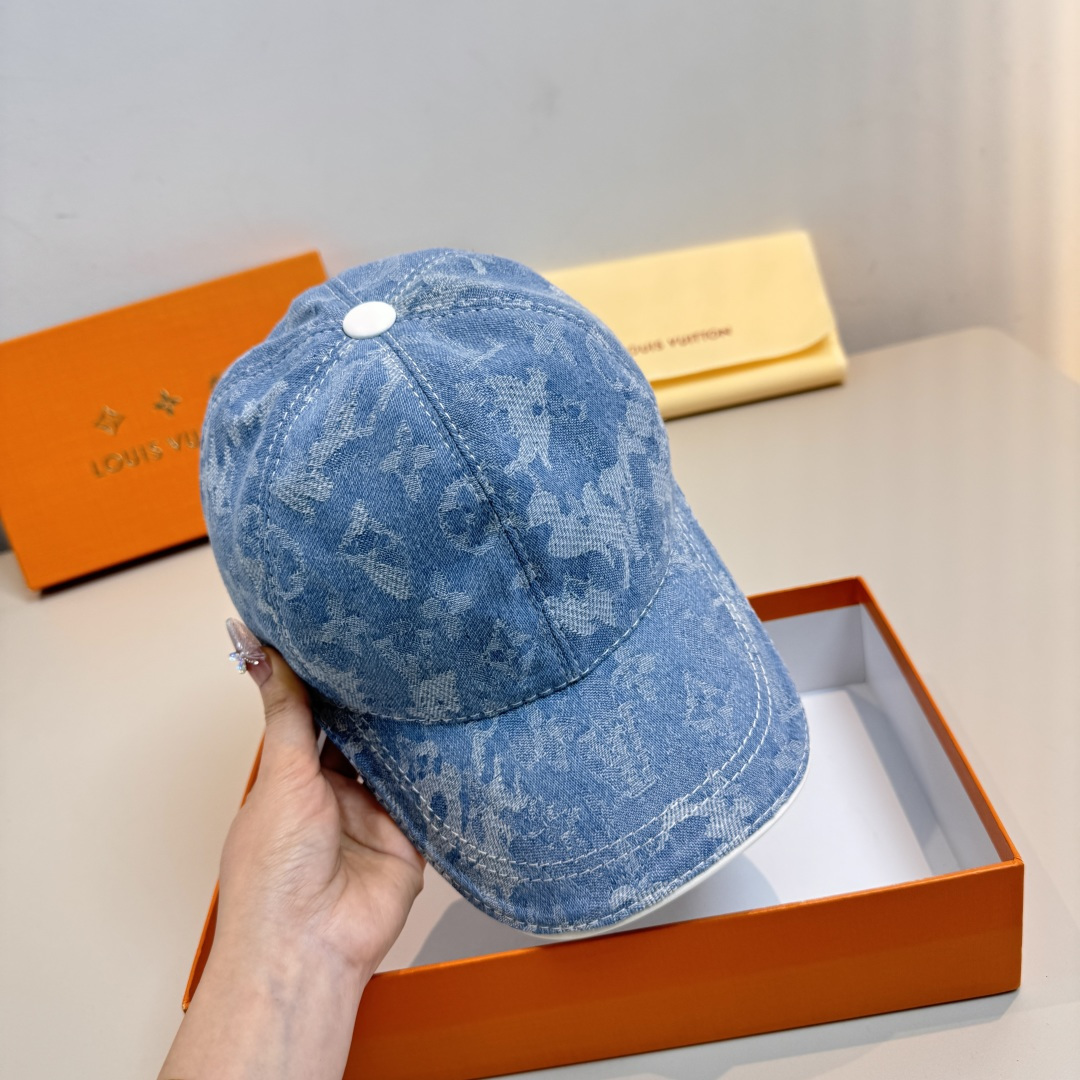 配盒子布袋，LV路易威登新款原单棒球帽，LV牛仔提花，专柜1:1开模订制，原版帆布面料+头层牛皮，轻盈透