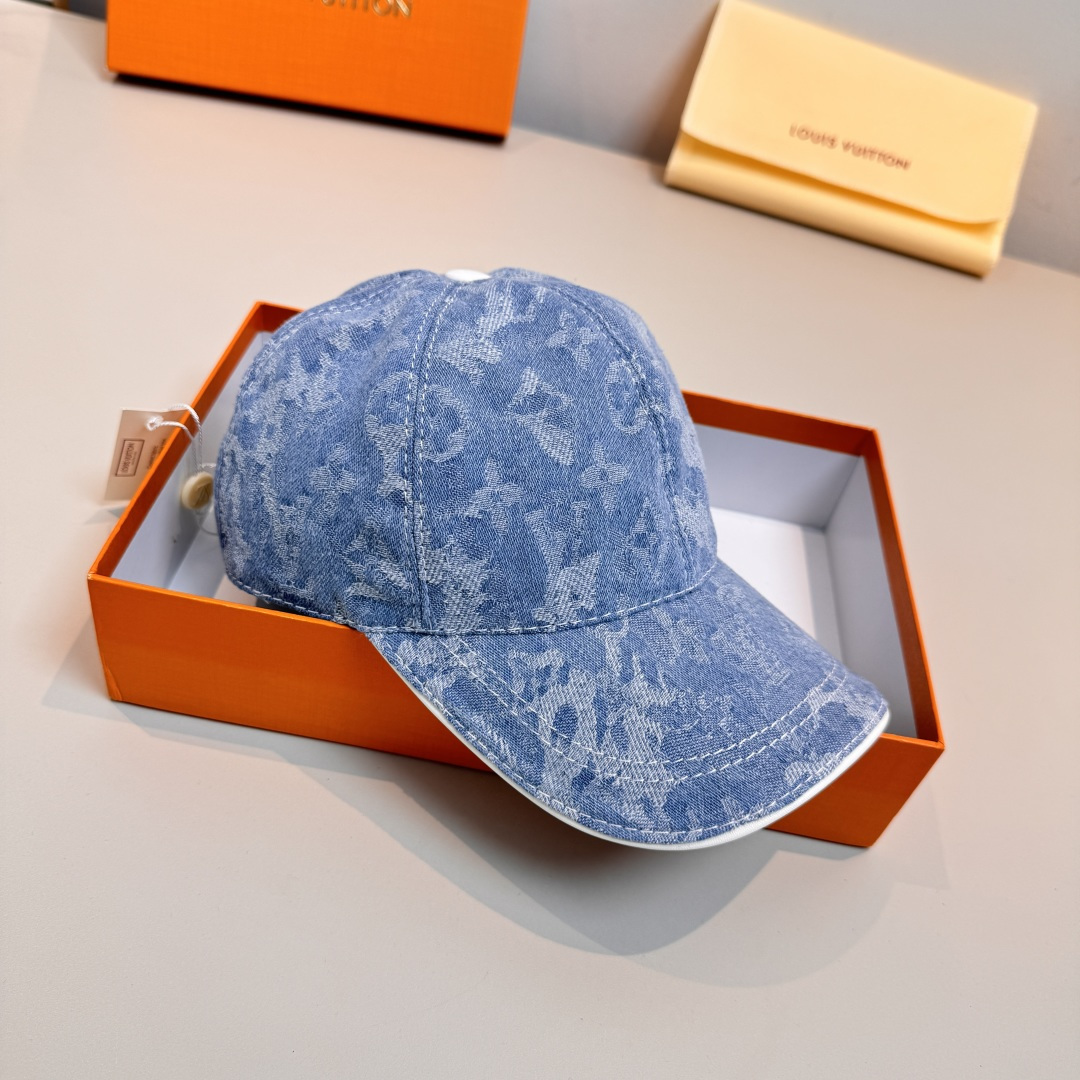 配盒子布袋，LV路易威登新款原单棒球帽，LV牛仔提花，专柜1:1开模订制，原版帆布面料+头层牛皮，轻盈透