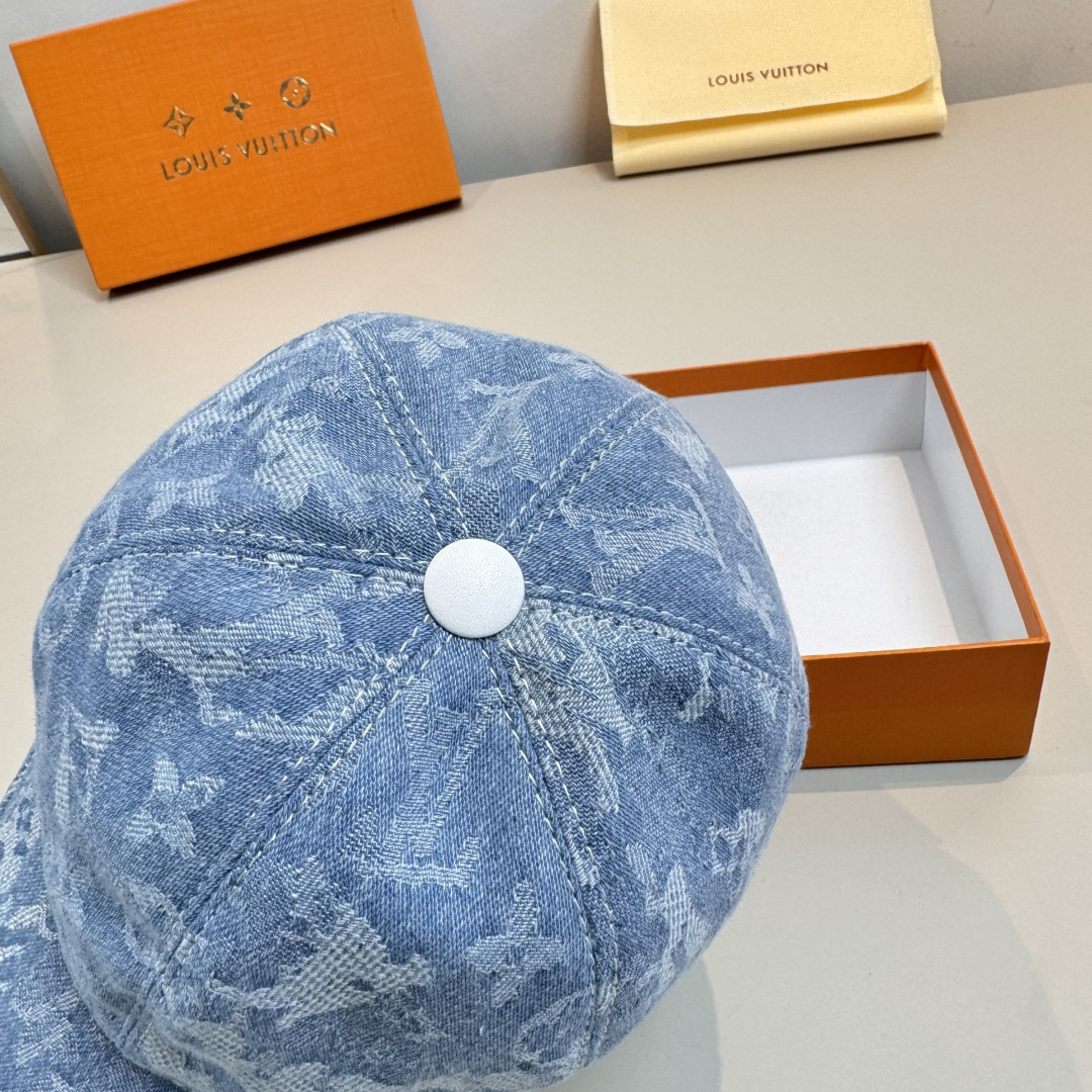 配盒子布袋，LV路易威登新款原单棒球帽，LV牛仔提花，专柜1:1开模订制，原版帆布面料+头层牛皮，轻盈透