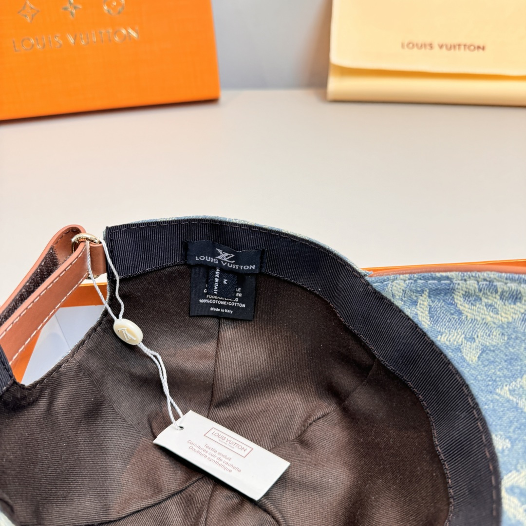 配盒子布袋，LV路易威登新款原单棒球帽，LV牛仔提花，专柜1:1开模订制，原版帆布面料+头层牛皮，轻盈透