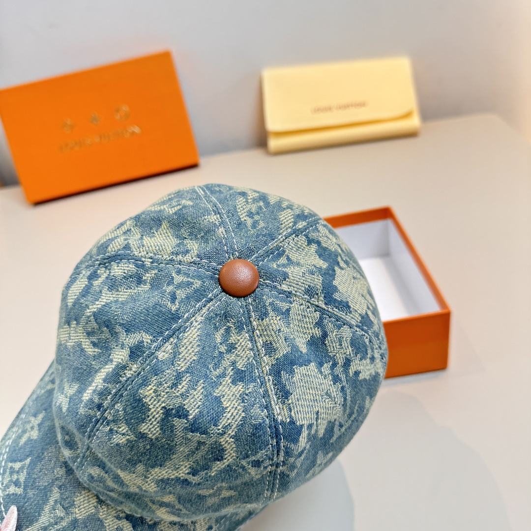 配盒子布袋，LV路易威登新款原单棒球帽，LV牛仔提花，专柜1:1开模订制，原版帆布面料+头层牛皮，轻盈透