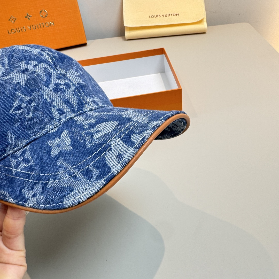 配盒子布袋，LV路易威登新款原单棒球帽，LV牛仔提花，专柜1:1开模订制，原版帆布面料+头层牛皮，轻盈透