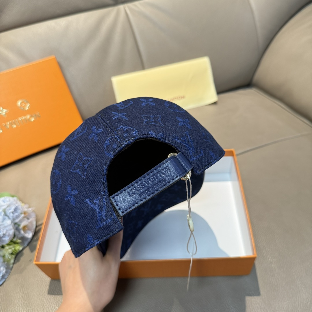 配盒子布袋，LV路易威登新款原单棒球帽，LV牛仔提花，专柜1:1开模订制，原版帆布面料+头层牛皮，轻盈透