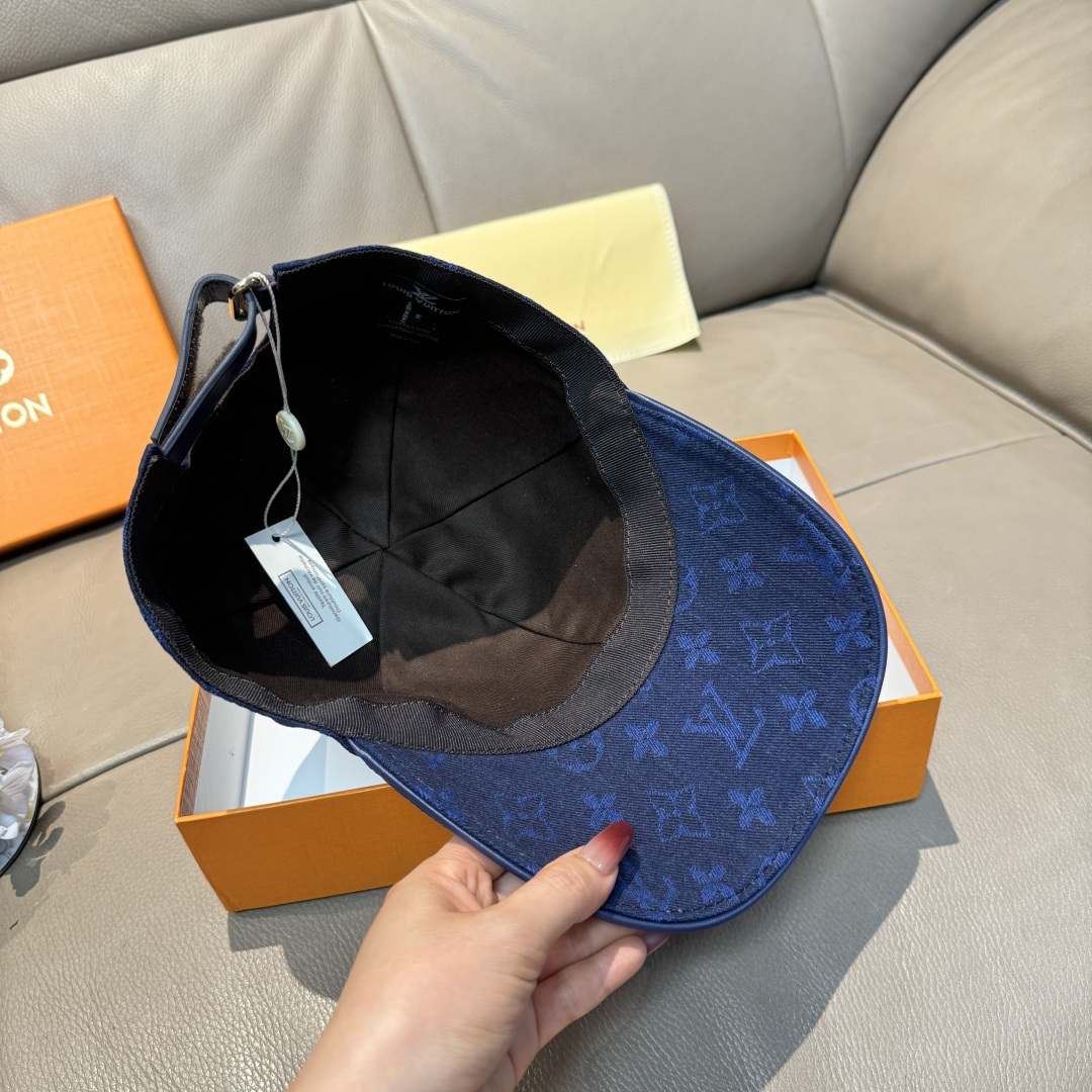 配盒子布袋，LV路易威登新款原单棒球帽，LV牛仔提花，专柜1:1开模订制，原版帆布面料+头层牛皮，轻盈透