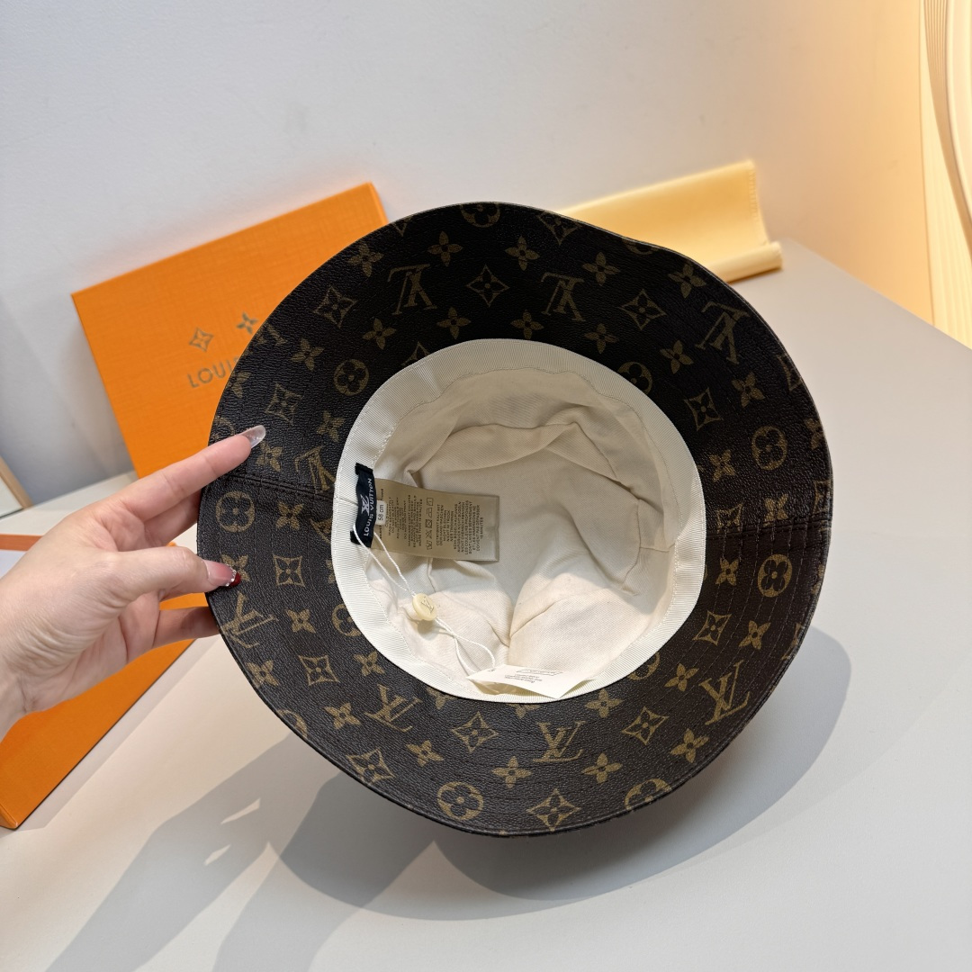 配包装布袋，Lv经典款原单渔夫帽，顶级版本，专柜1:1开模订制，原版牛仔提花布料+纯棉里衬，轻盈透气！质