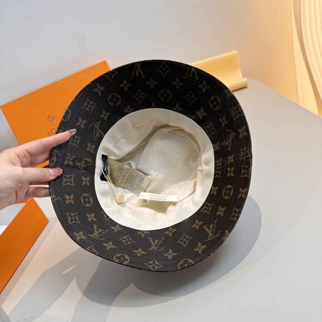 配包装布袋，Lv经典款原单渔夫帽，顶级版本，专柜1:1开模订制，原版牛仔提花布料+纯棉里衬，轻盈透气！质