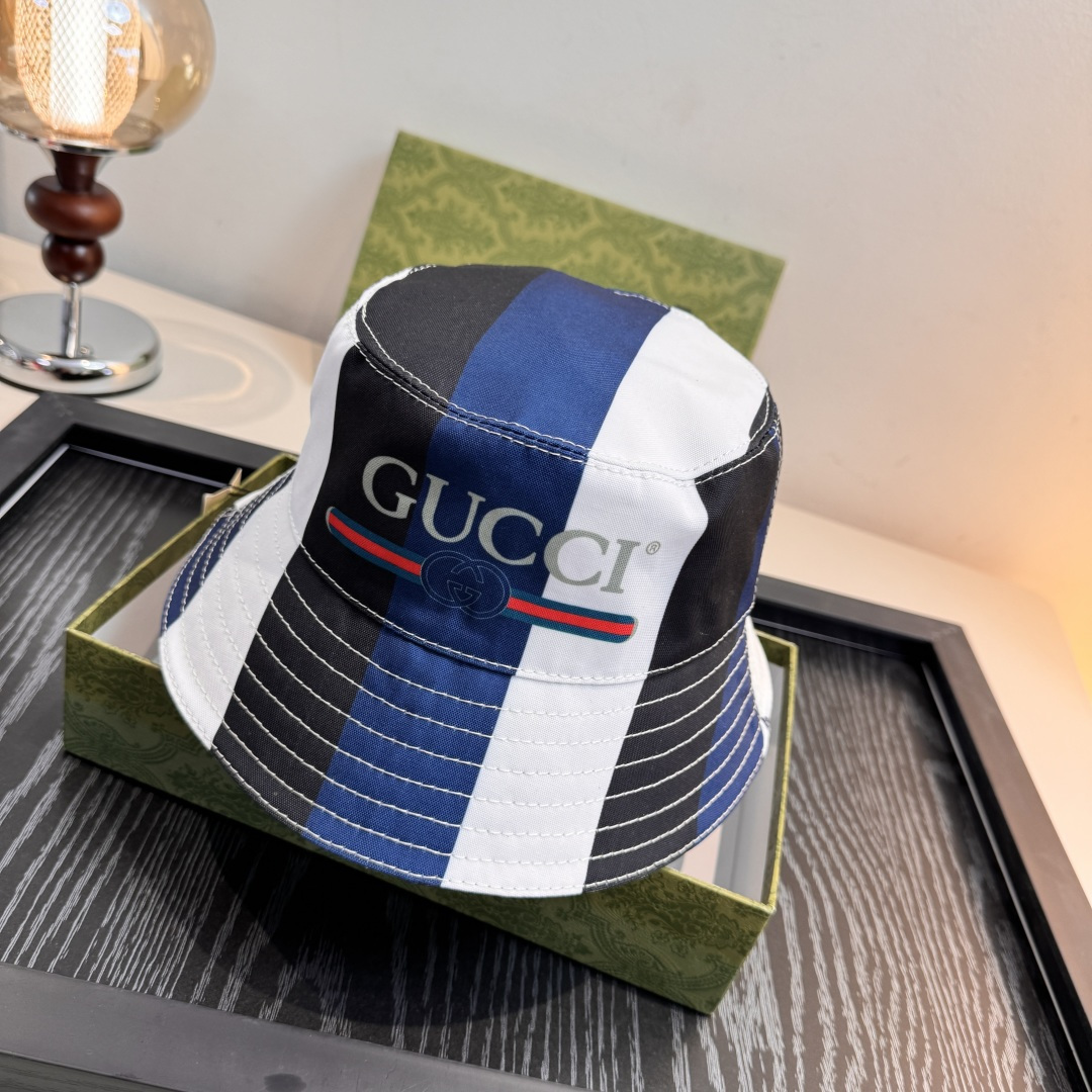 NO:765044,Batch with packaging bag, new Gucci original fisherman hat, silk screen GUCCI, 1:1 mold opening and customization at the counter, original canvas fabric + pure cotton lining, light and breathable!  Excellent quality, basic head circumference 57, fashionable and versatile. Hats, straw hats, fisherman hats, baseball caps, hats, gucci, espadrilles, hats19860909批 配包装布袋,Gucci古奇新款原单渔夫帽,丝印GUCCI,专柜1:1开模订制,原版帆布料+纯棉里衬,轻盈透气！质量超赞,基础头围57,时尚百搭.帽子草帽渔夫帽棒球帽,帽子,gucci,espadrilles,hats,hat