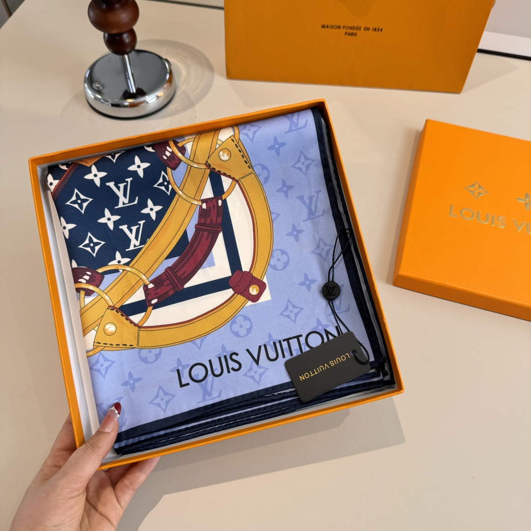 Louis Vuitton Scarf
