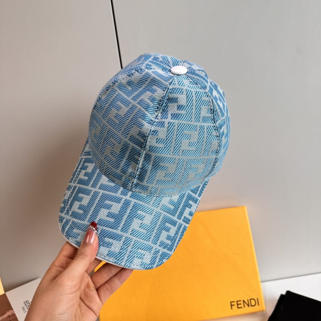 配盒子布袋，Fendi（芬迪）新款原单棒球帽， 双F提花，专柜常年热卖款，口碑极佳，1:1开模订制，原版