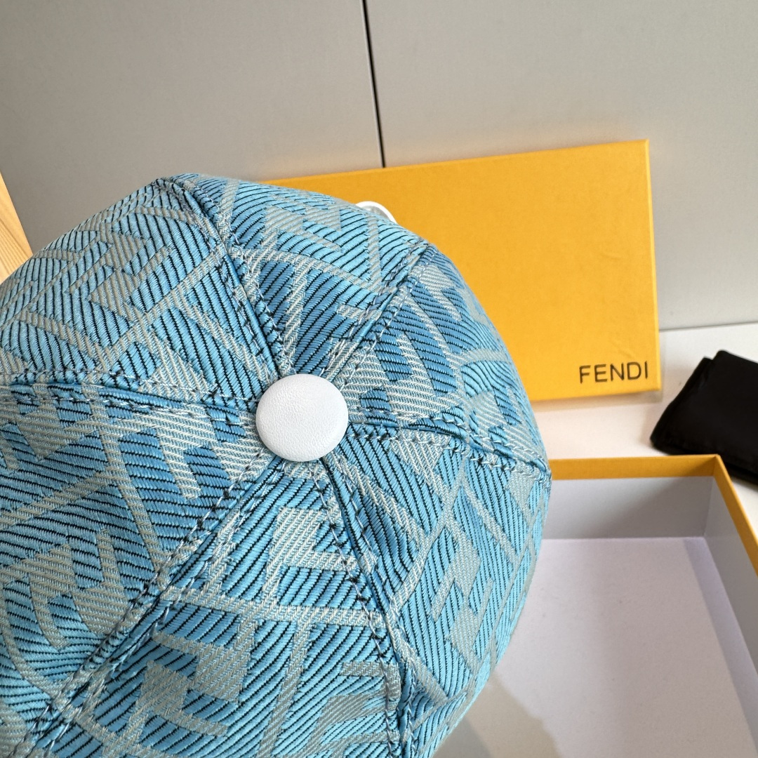 配盒子布袋，Fendi（芬迪）新款原单棒球帽， 双F提花，专柜常年热卖款，口碑极佳，1:1开模订制，原版