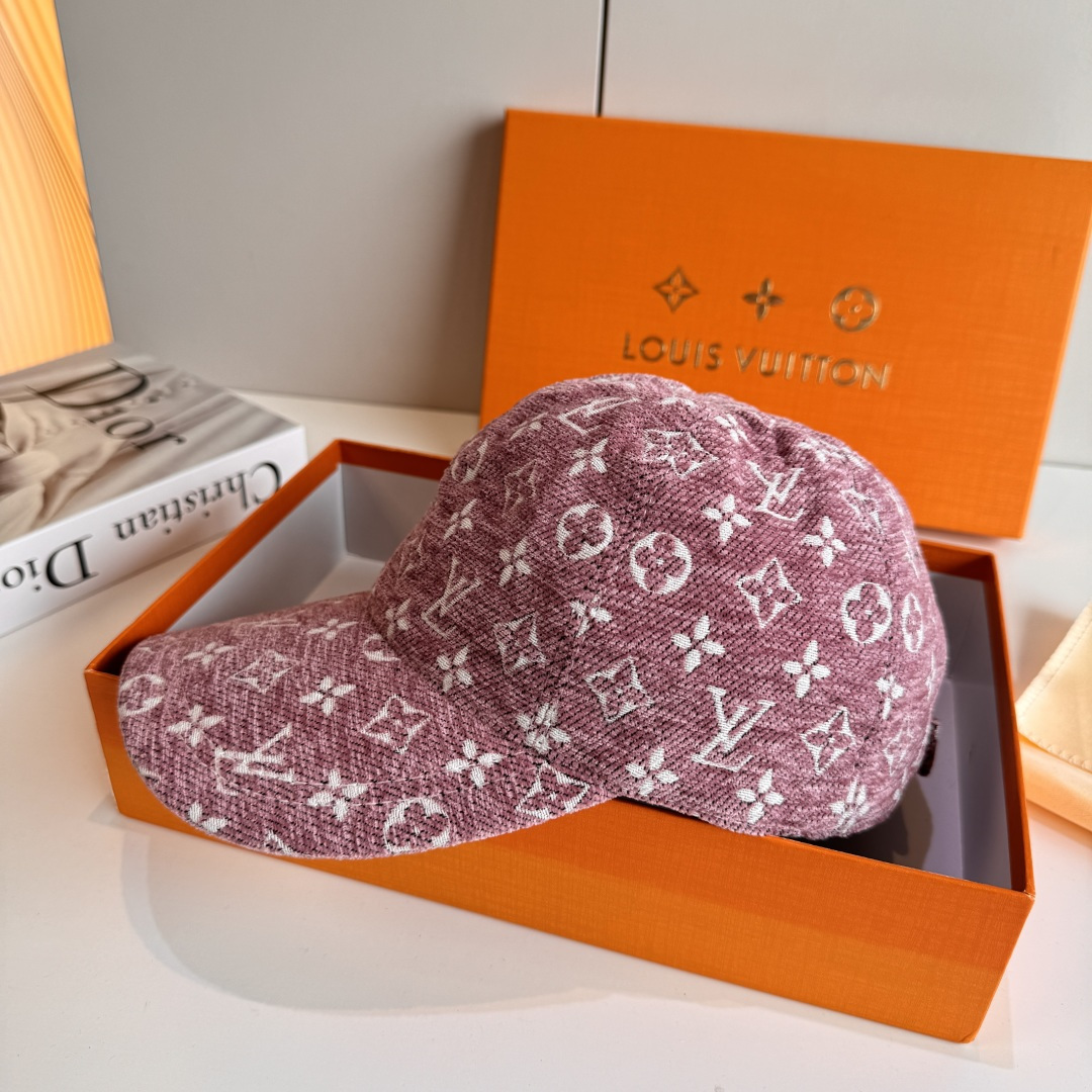配盒子布袋，LV路易威登新款原单棒球帽，LV呢料提花，专柜1:1开模订制，质量超赞，基础头围56，贴片可