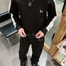 TB 2026秋冬🆕男士字母标识套头太空棉卫衣 经典OS版型,简约而不失格调.日常运动休闲商务毫无压力🐰客供太空针织棉, TB 2026秋冬🆕男士字母标识套头太空棉卫衣 经典OS版型,简约而不失格调.日常运动休闲商务毫无压力🐰客供太空针织棉,
