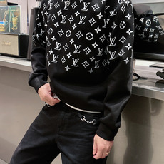 LV 2026秋冬🆕男士字母标识套头太空棉卫衣 经典OS版型,简约而不失格调.日常运动休闲商务毫无压力🐰客供太空针织棉, LV 2026秋冬🆕男士字母标识套头太空棉卫衣 经典OS版型,简约而不失格调.日常运动休闲商务毫无压力🐰客供太空针织棉,