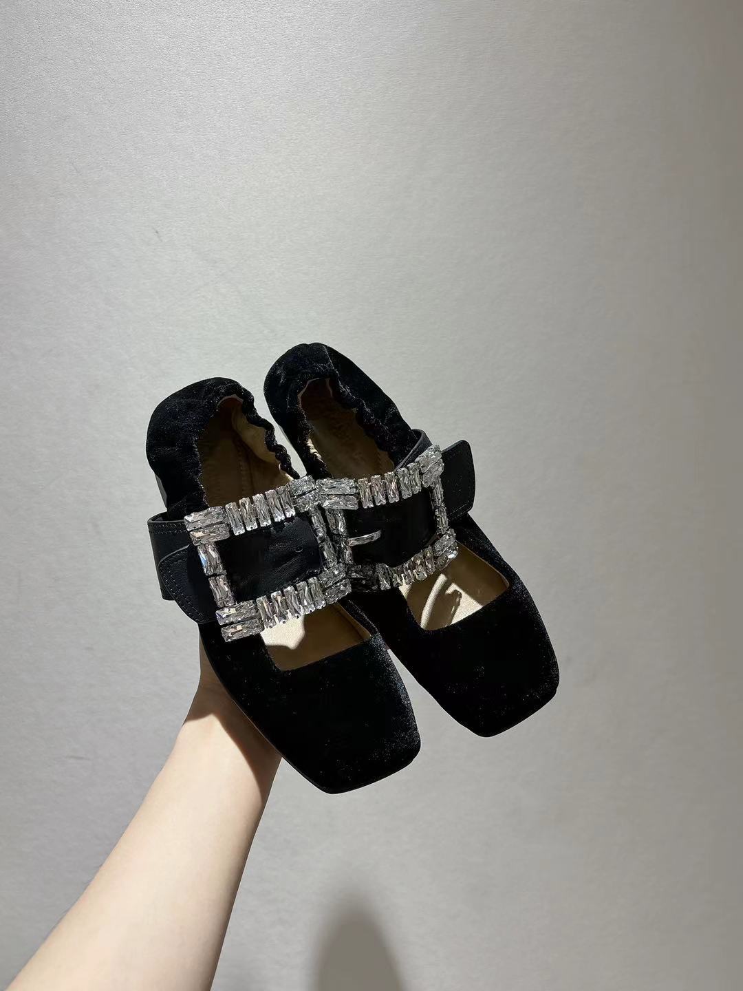 NO:252222,dg new 35-42 size genuine leather sole, one to one open mold, rhinestone velvet cover dance shoes, ballet shoes, Dolce & Gabbana, Leather soles19860909dg新款35-42码数真皮大底,一比一开模,水钻丝绒套包跳舞鞋,芭蕾舞鞋,Dolce&Gabbana,Leather soles,Women's Shoes