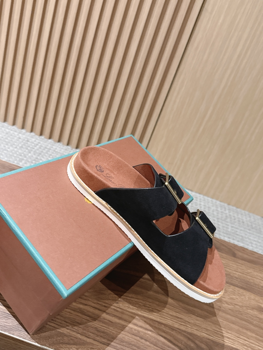 Loro Piana Slides