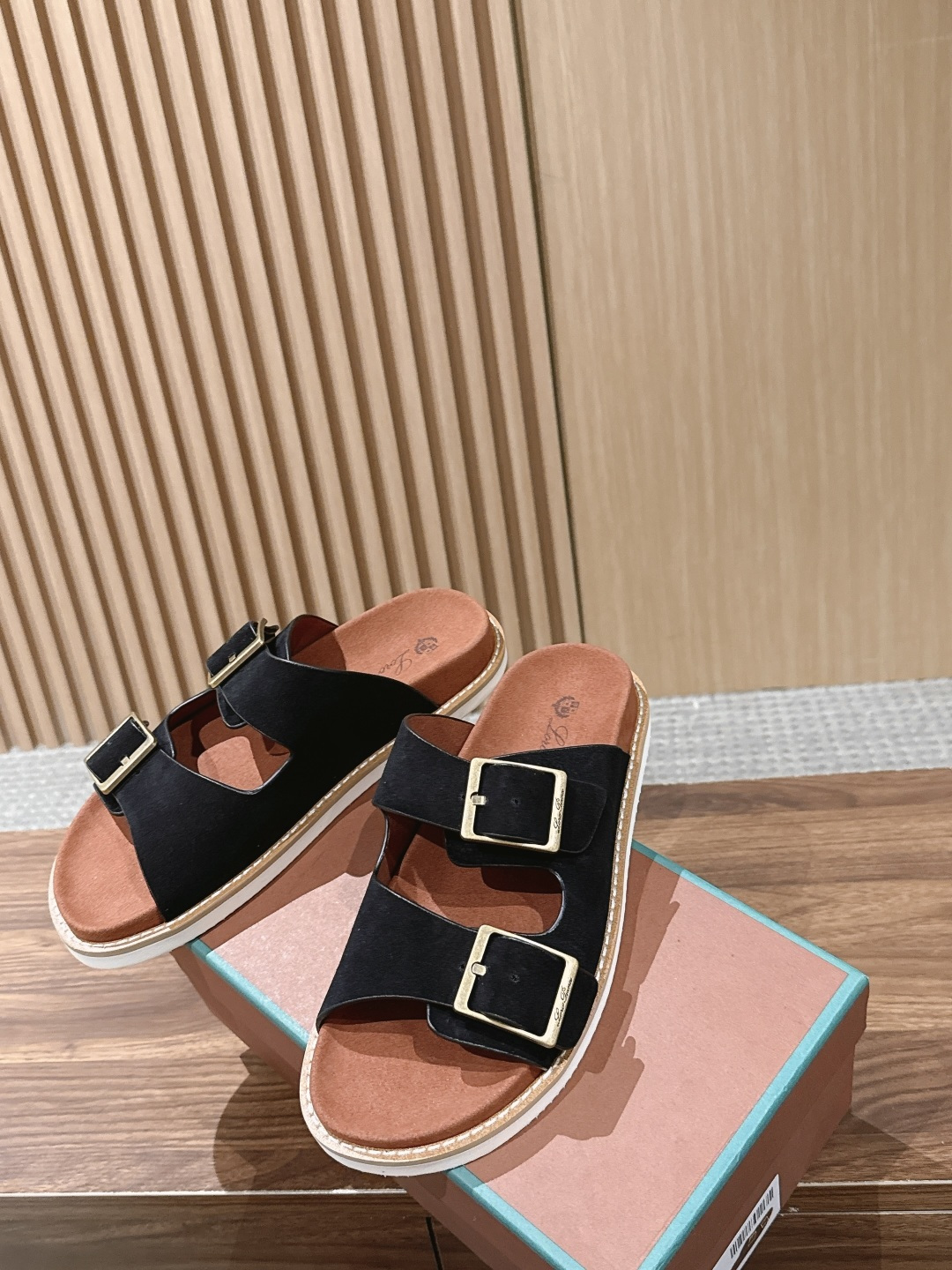 Loro Piana Slides