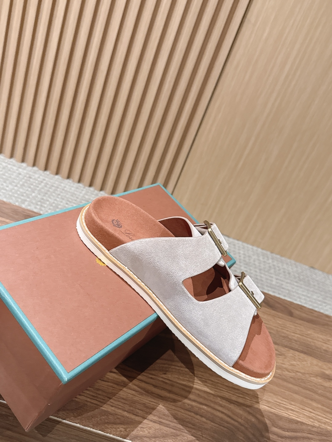Loro Piana Slides