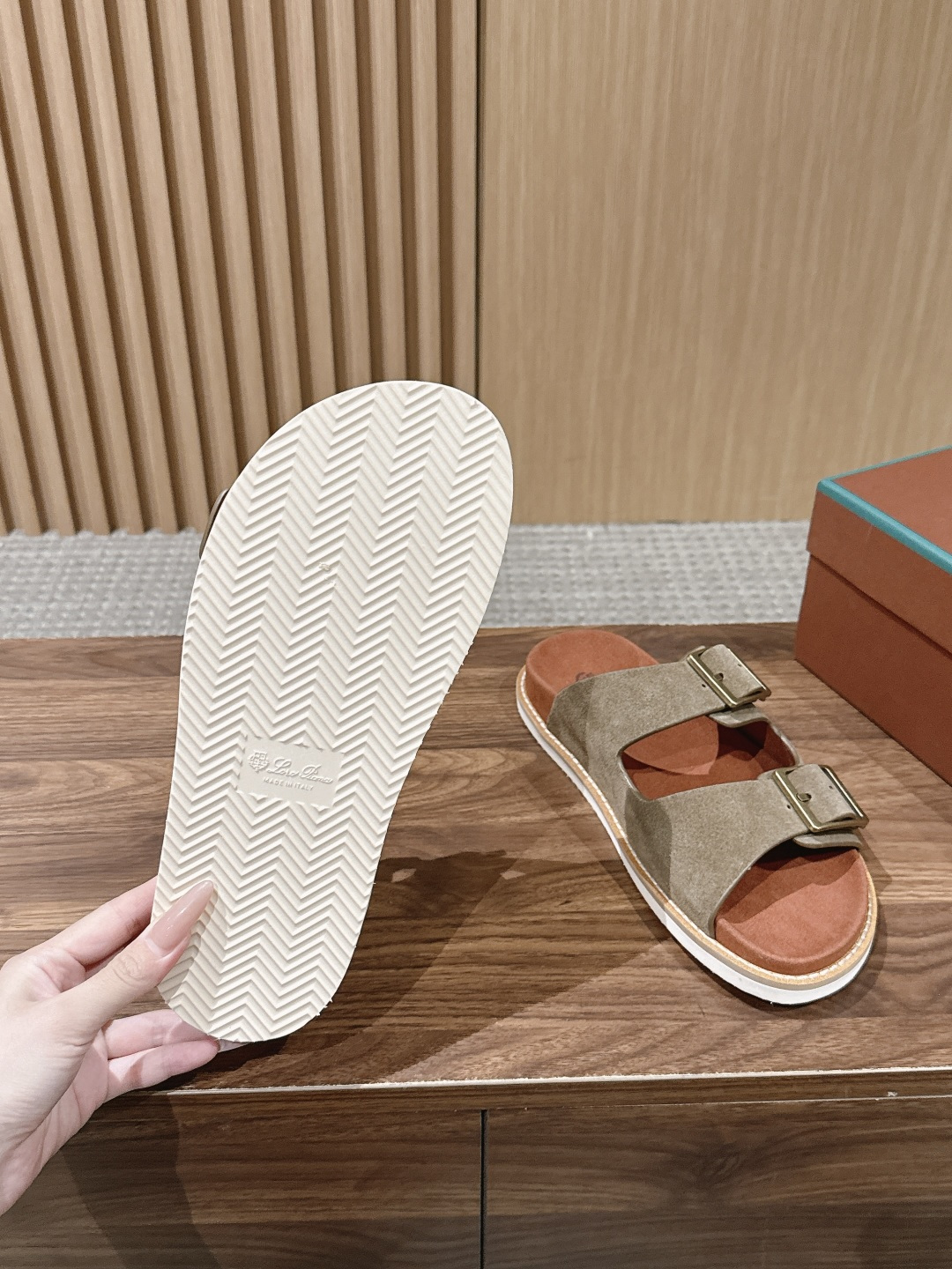 Loro Piana Slides