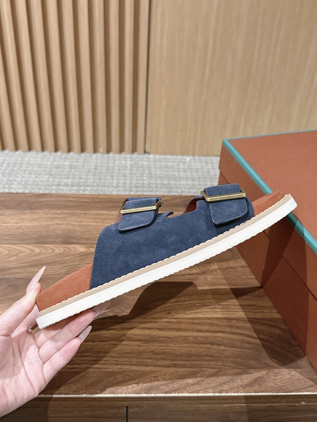 Loro Piana Slides