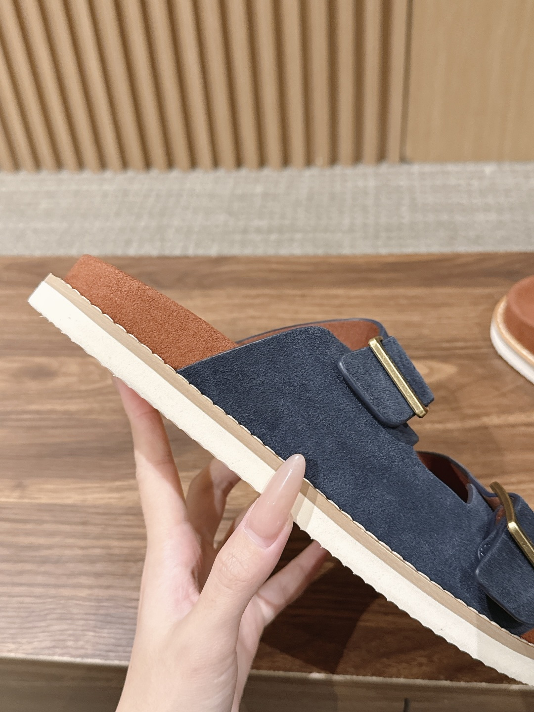 Loro Piana Slides