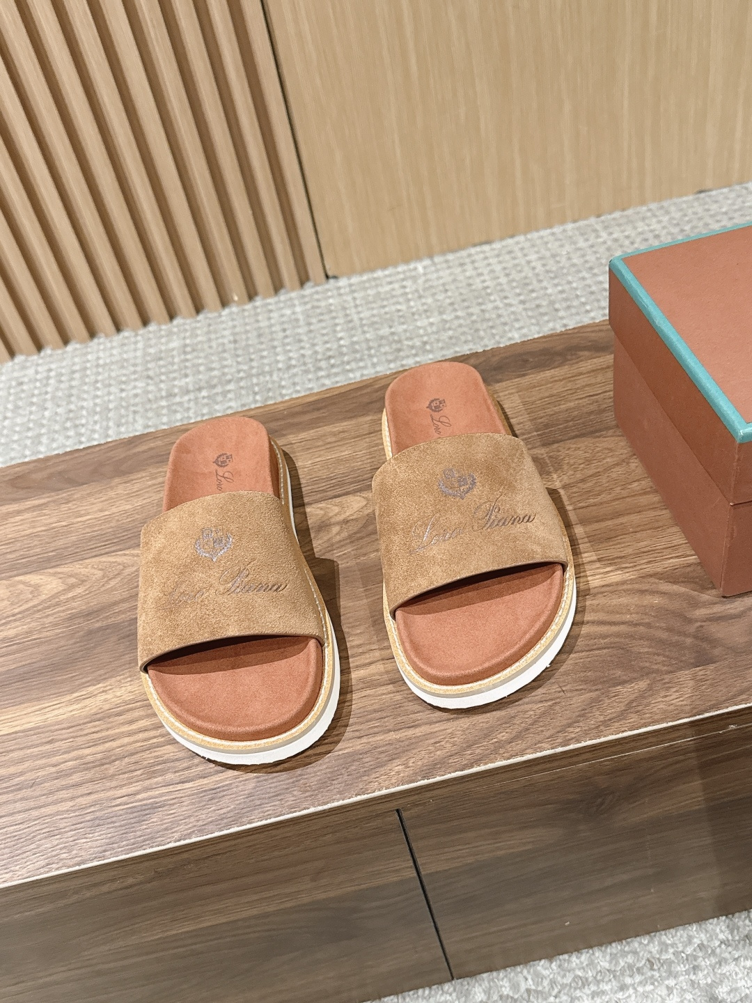 Loro Piana Slides