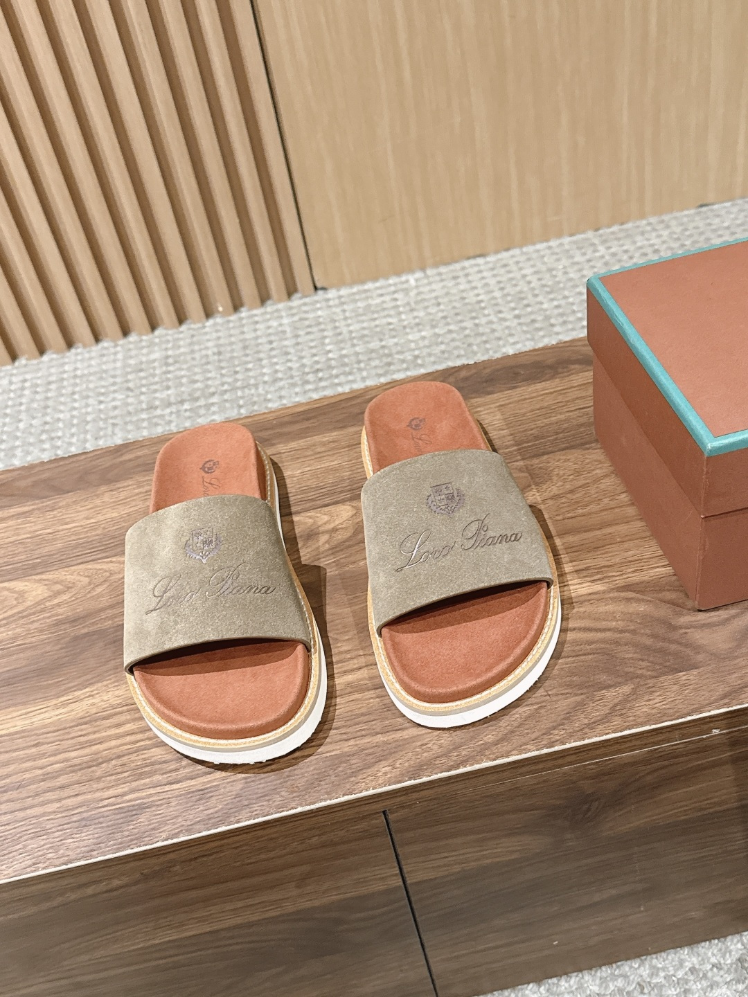 Loro Piana Slides