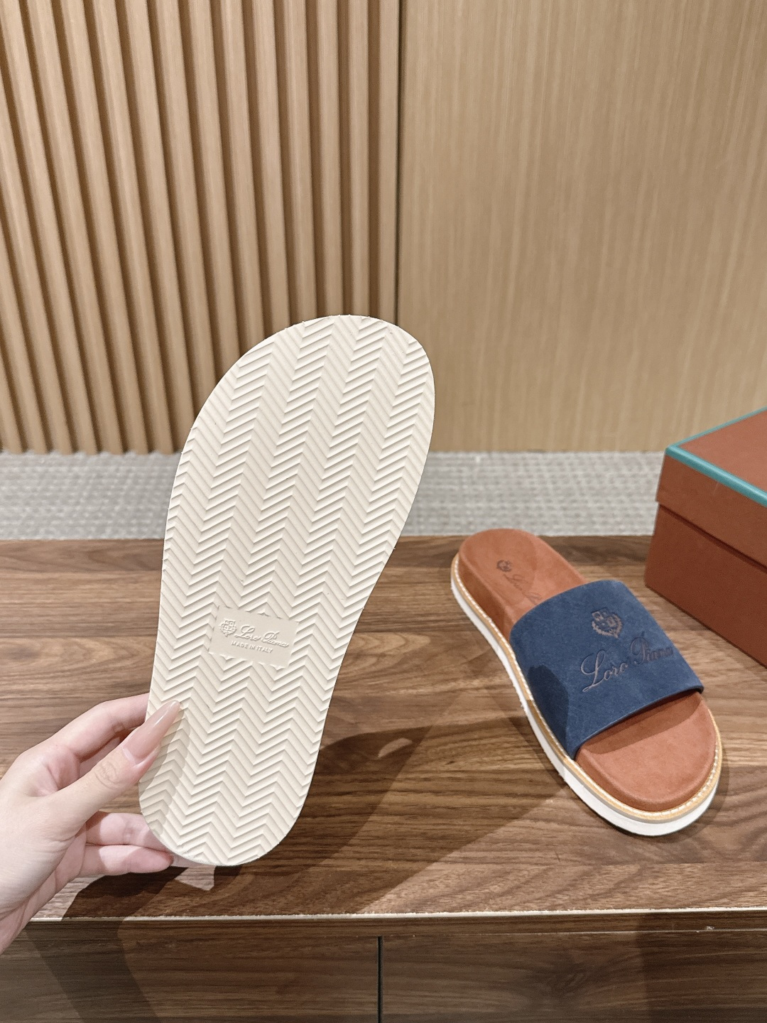 Loro Piana Slides