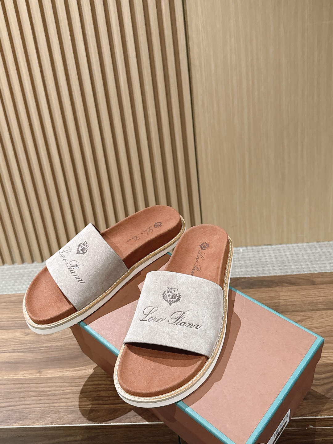 Loro Piana Slides