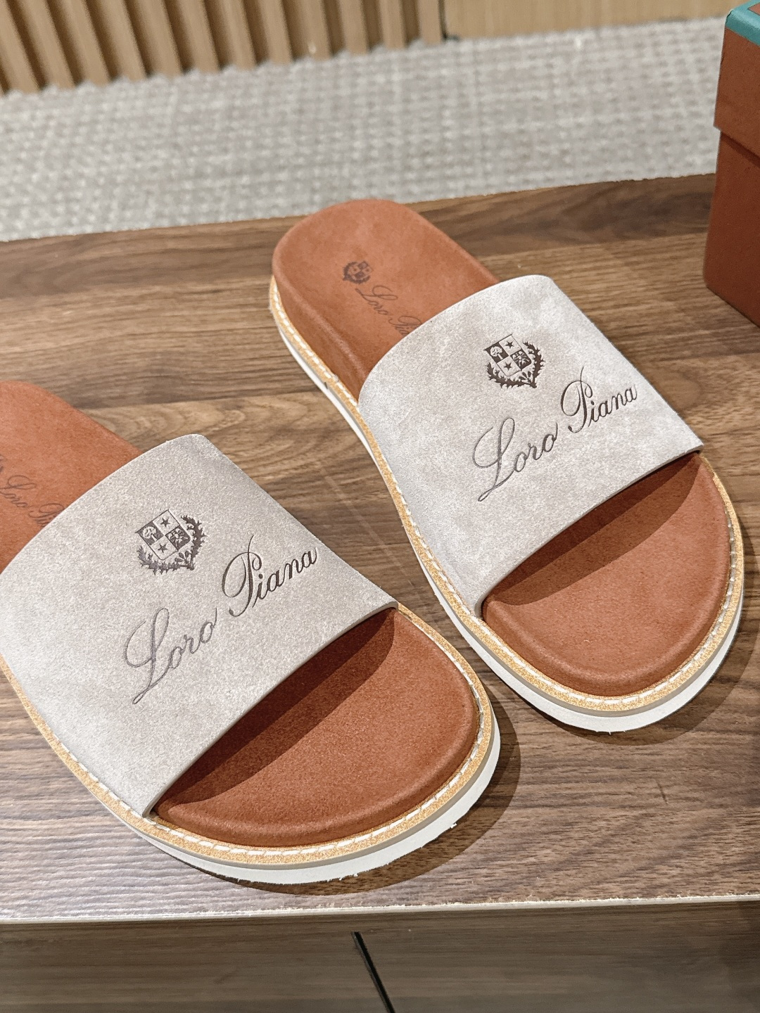 Loro Piana Slides