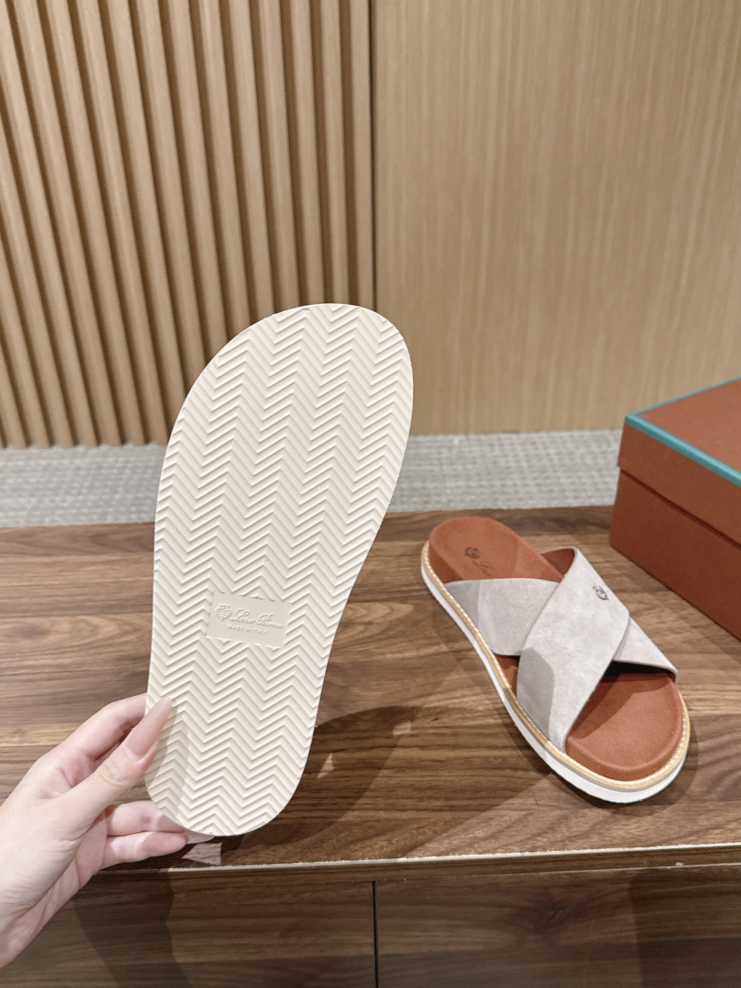 Loro Piana Slides