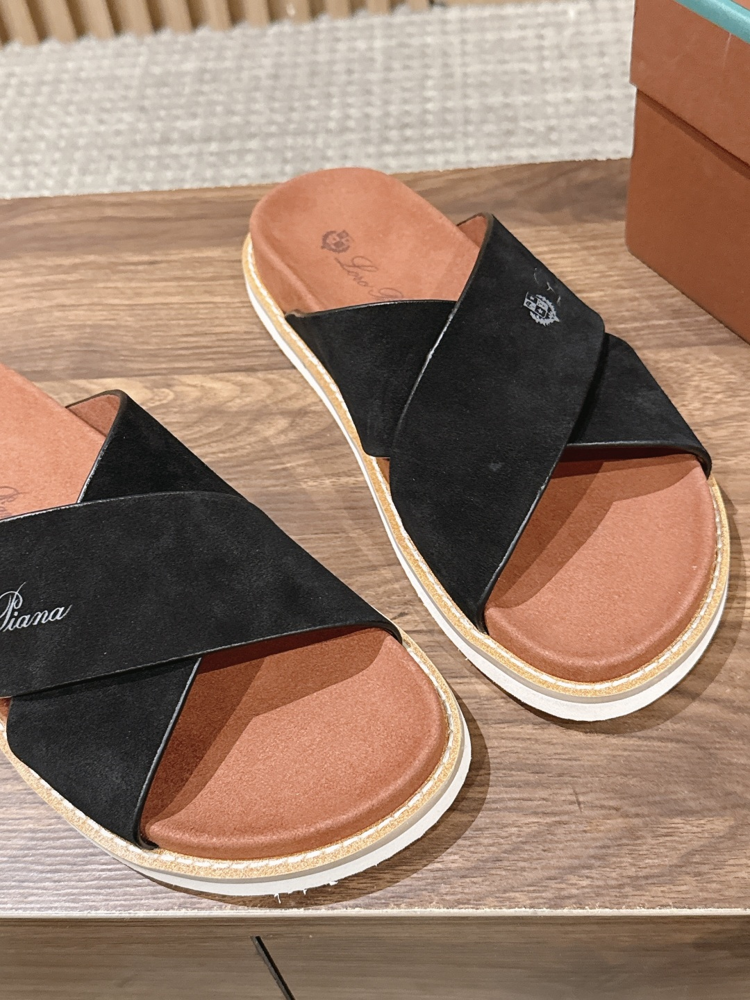 Loro Piana Slides