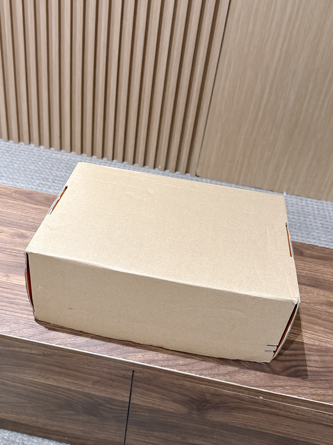 NO:884106,Full package.,casual shoes/sports shoes,sneakers19860909全套包装.,休闲鞋/运动鞋,sneakers,Women's Shoes