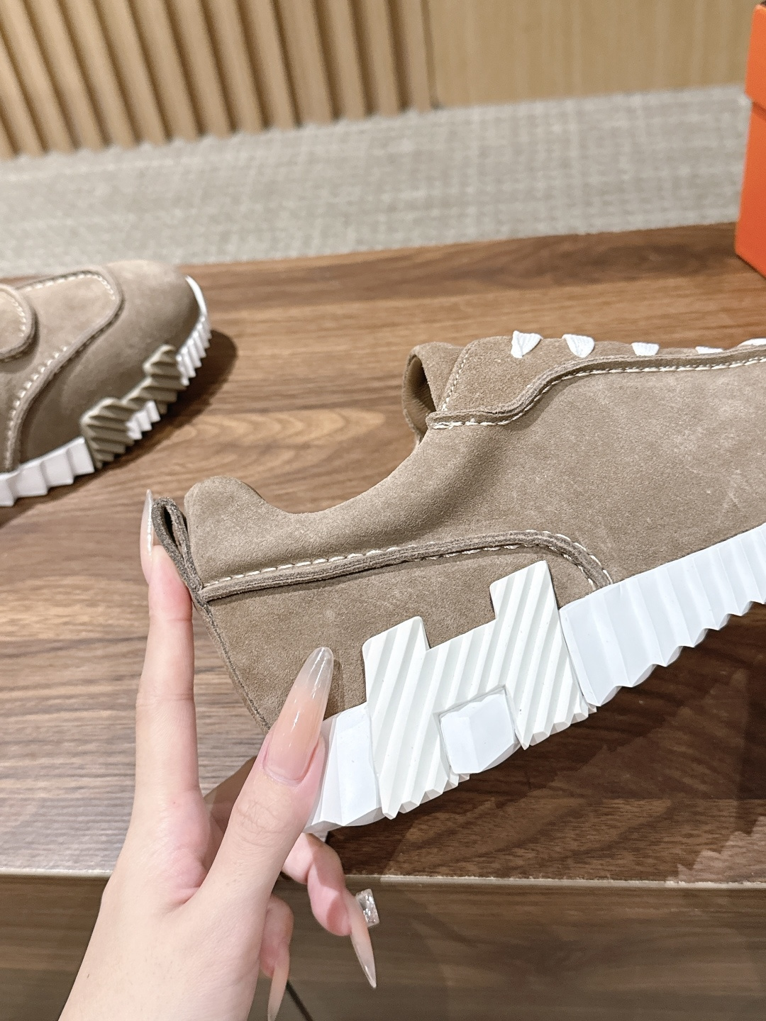 Hermes Sneakers