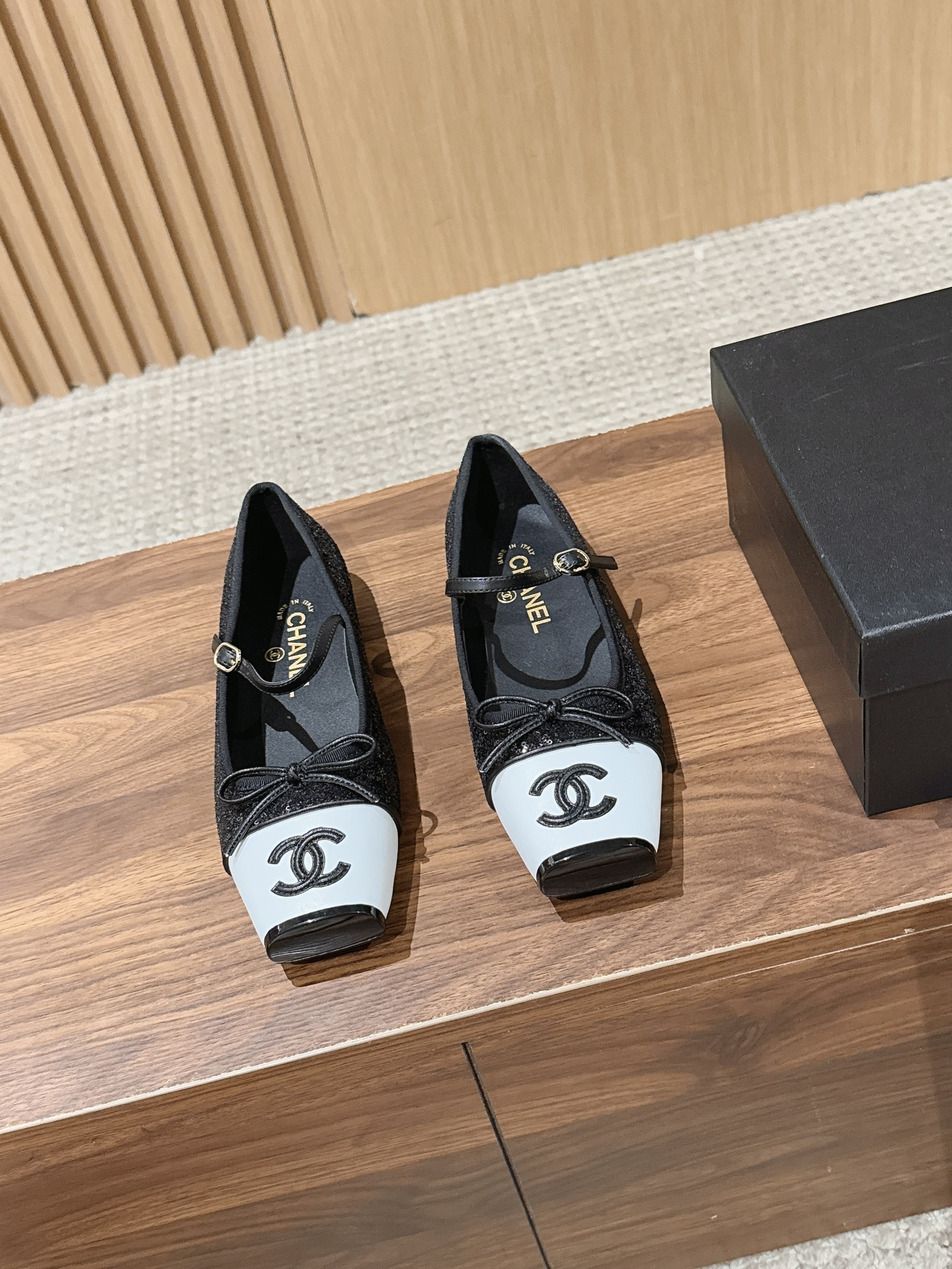 CHANEL CC Cap Toe Mary Jane Ballet Flats