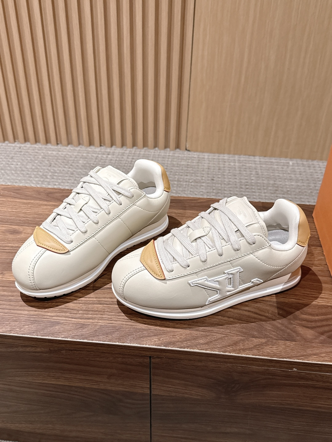LV Off White Leather Toe Patch Lace-Up Sneakers