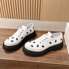 【布面】 Alexander McQueen 亚历山大.麦昆新款Ollie男士休闲鞋布鞋 本命暗黑系休闲鞋上线✨精致白色 【布面】 Alexander McQueen 亚历山大.麦昆新款Ollie男士休闲鞋布鞋 本命暗黑系休闲鞋上线✨精致白色
