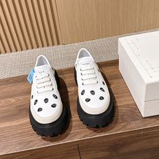 【布面】 Alexander McQueen 亚历山大.麦昆新款Ollie男士休闲鞋布鞋 本命暗黑系休闲鞋上线✨精致白色 【布面】 Alexander McQueen 亚历山大.麦昆新款Ollie男士休闲鞋布鞋 本命暗黑系休闲鞋上线✨精致白色