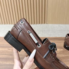 Alexander Wang 亚力山大王26新款乐福鞋单鞋 官网同步最新款,专柜最高版本💯顶级品质,松糕厚底时髦感十足 Alexander Wang 亚力山大王26新款乐福鞋单鞋 官网同步最新款,专柜最高版本💯顶级品质,松糕厚底时髦感十足