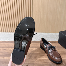 Alexander Wang 亚力山大王26新款乐福鞋单鞋 官网同步最新款,专柜最高版本💯顶级品质,松糕厚底时髦感十足 Alexander Wang 亚力山大王26新款乐福鞋单鞋 官网同步最新款,专柜最高版本💯顶级品质,松糕厚底时髦感十足